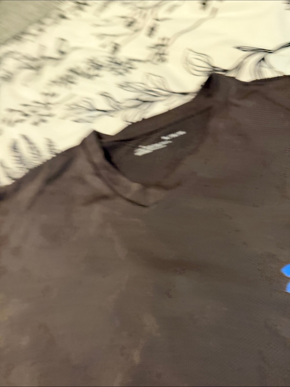 Under Armour Men’s Black V-Neck Performance Tee with Blue Logo - Picture 3 of 4